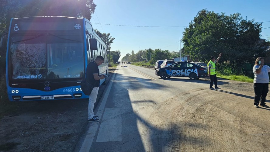 Falleció una ciclista de 34 años luego de colisionar con un colectivo cerca de Rosario