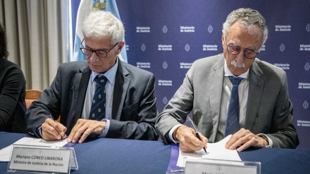 Salud y Justicia acuerdan notificar matrículas médicas&nbsp;inhabilitadas