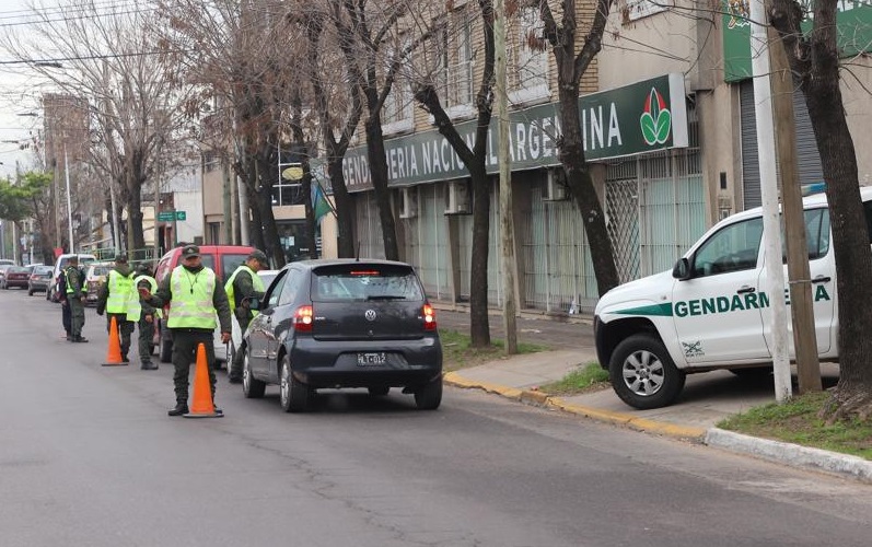 Cuatro gendarmes arrestados en Rosario por un millonario&nbsp;asalto