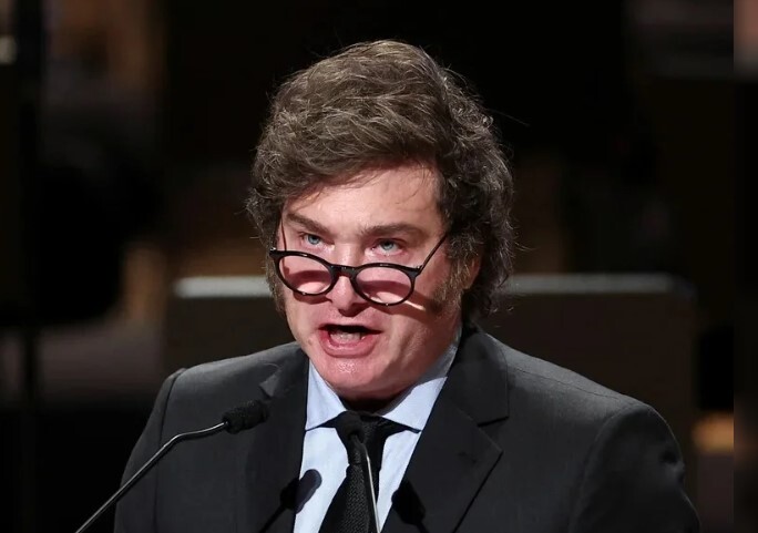 Según Milei, el Partido del Estado mezcla kirchneristas y antikirchneristas