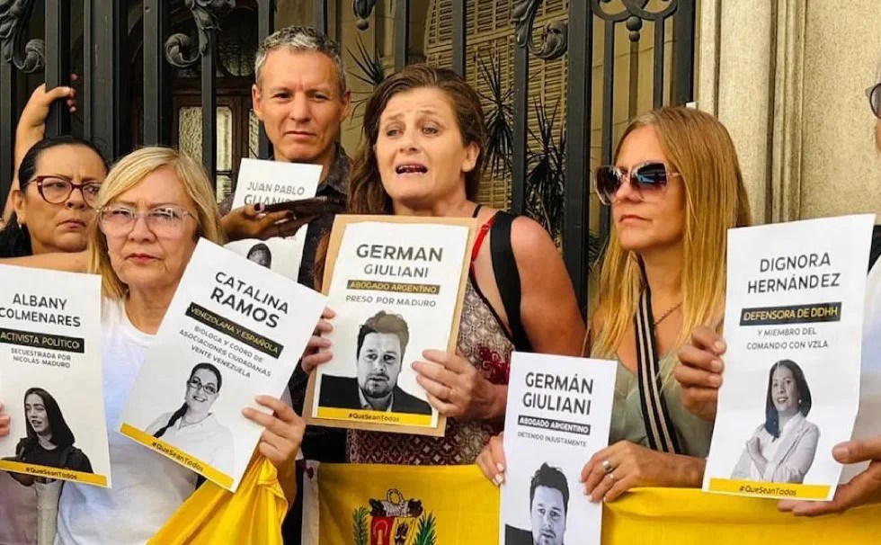 Reclamo por Giuliani: la familia cuestiona la falta de gestiones y apunta a la&nbsp;AFA