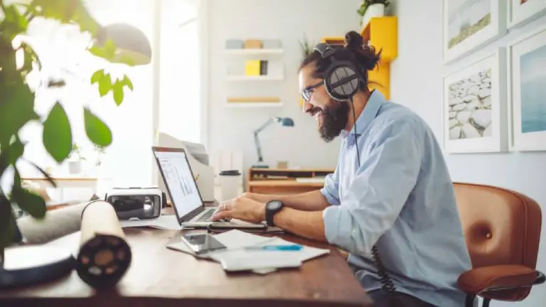 El inglés vuelve al centro: la economía del conocimiento impulsa mejores salarios y empleo global