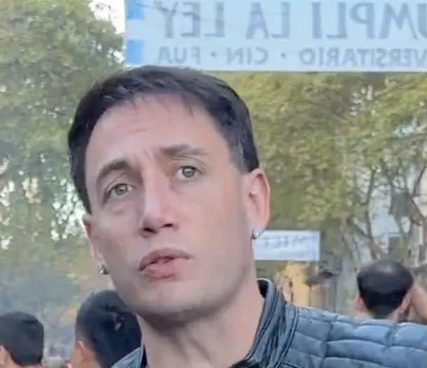 Momo Benavides participó de la Marcha Universitaria y apuntó contra el&nbsp;gobierno