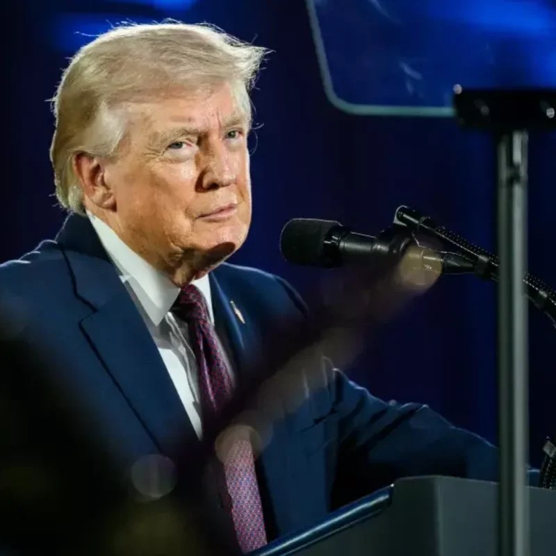 Trump lanzó una dura amenaza contra Omán por el control del estrecho de&nbsp;Ormuz