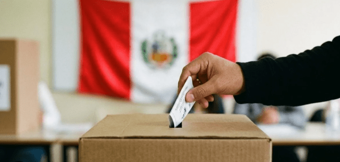 Perú se encamina a una de las elecciones más disputadas de los últimos&nbsp;años