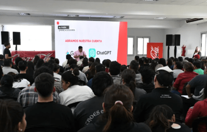 Más de 1.500 salteños se capacitaron en Inteligencia Artificial, redes y comercio electrónico en la Expo Digital Salta Emprende: «Salta ya está en el&nbsp;mapa»
