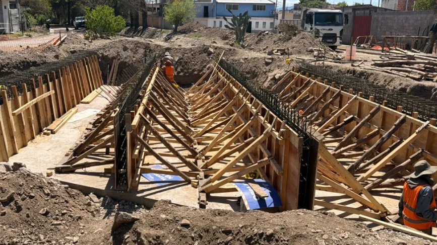 La gestión Durand avanza con el nuevo puente en Av. Costanera, que conectará a más de 6 barrios: “Transformamos los problemas en oportunidades”